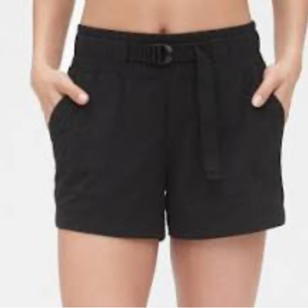GapFit Hiking Shorts Discontinued at Stores M